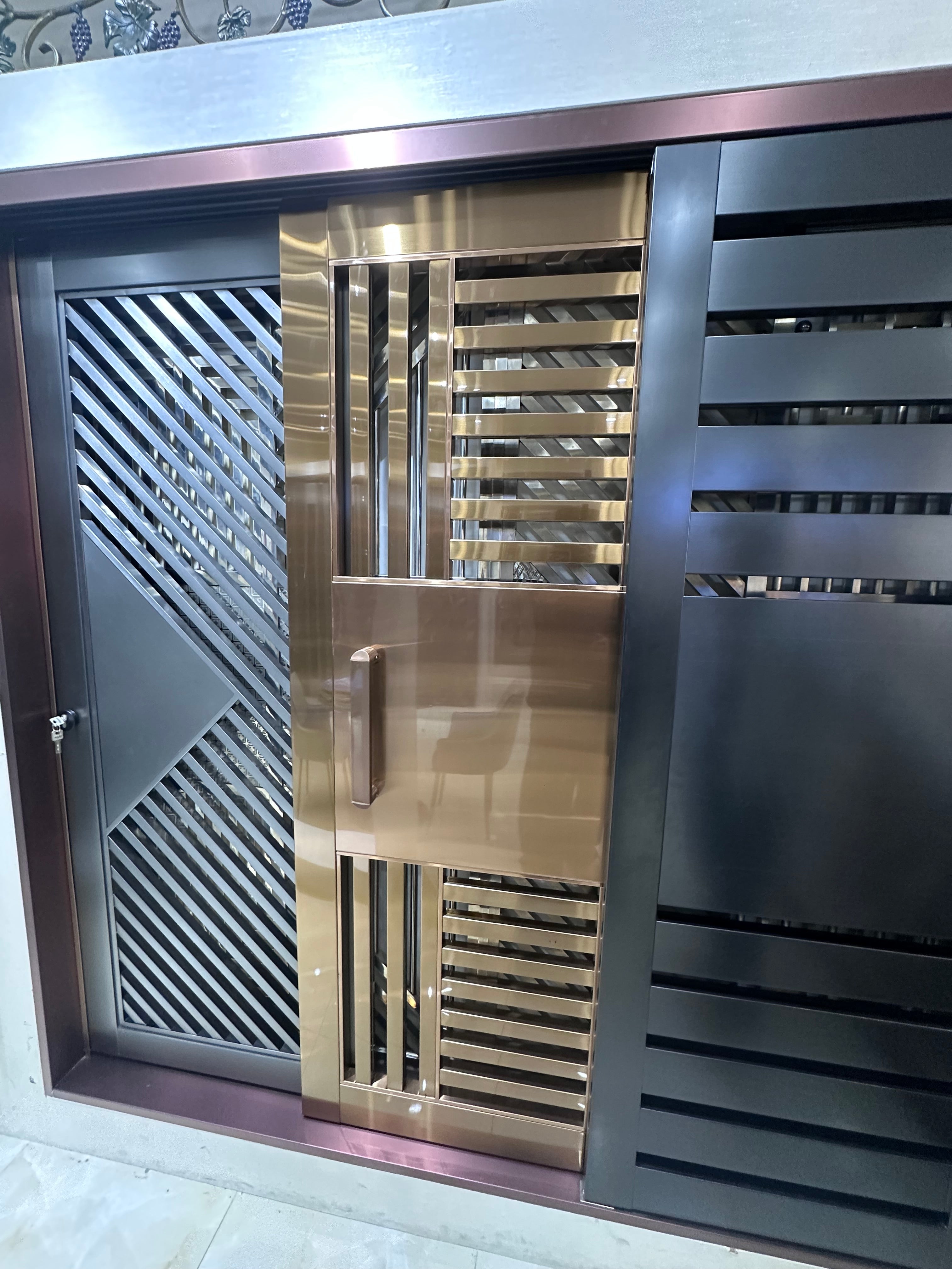 Golden steel gate + electronic lock