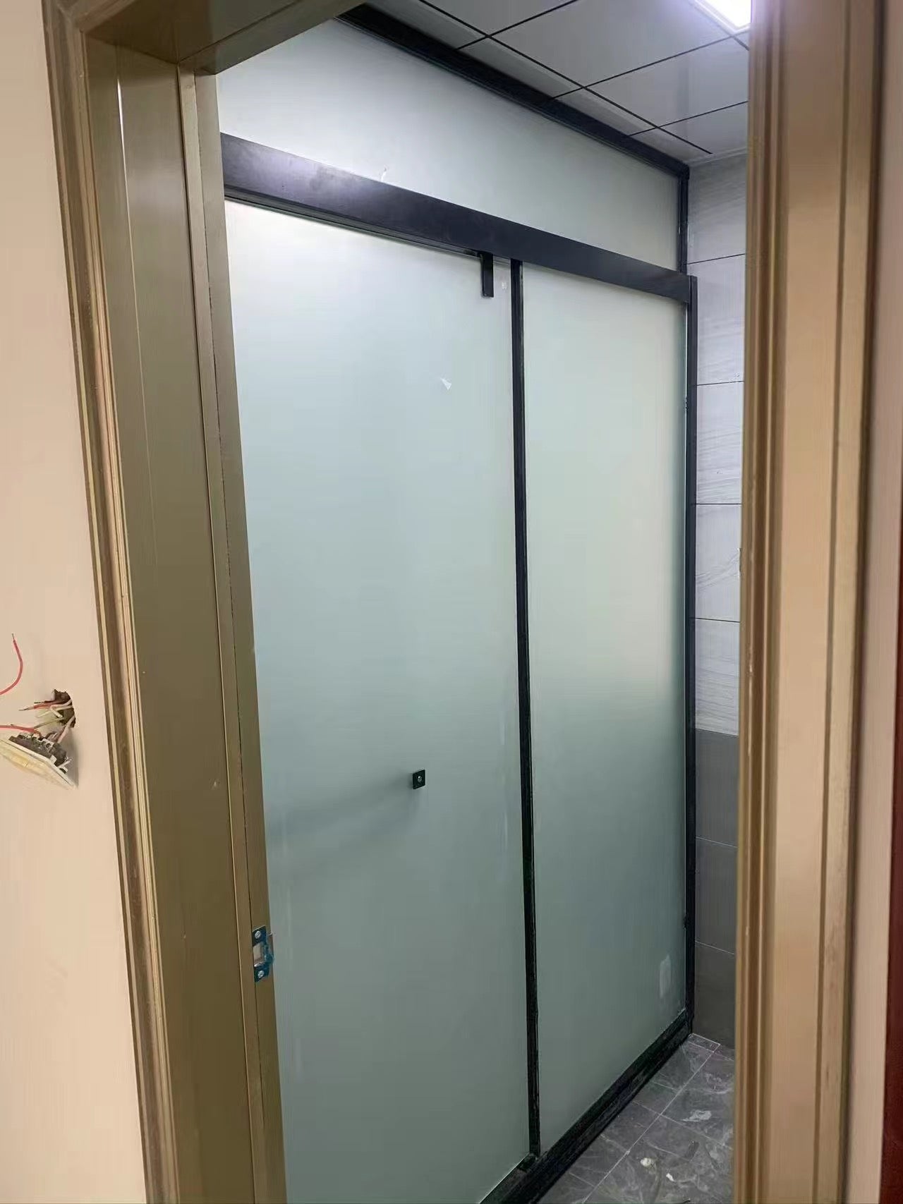 玻璃浴屏，衛生間幹濕分離，香港門市自家工廠可定製