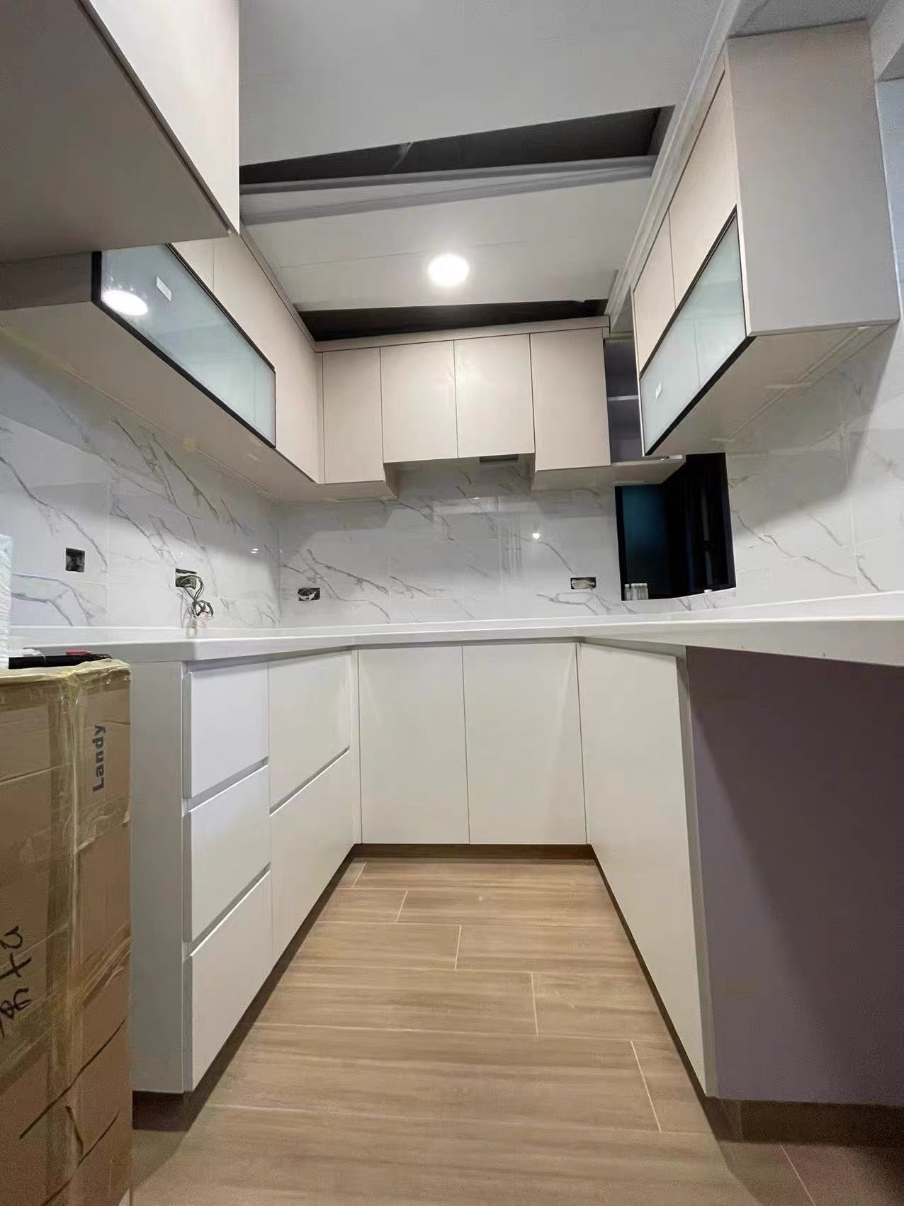 藝術大理石櫥櫃，石英石櫥櫃，香港門市自家工廠可定製