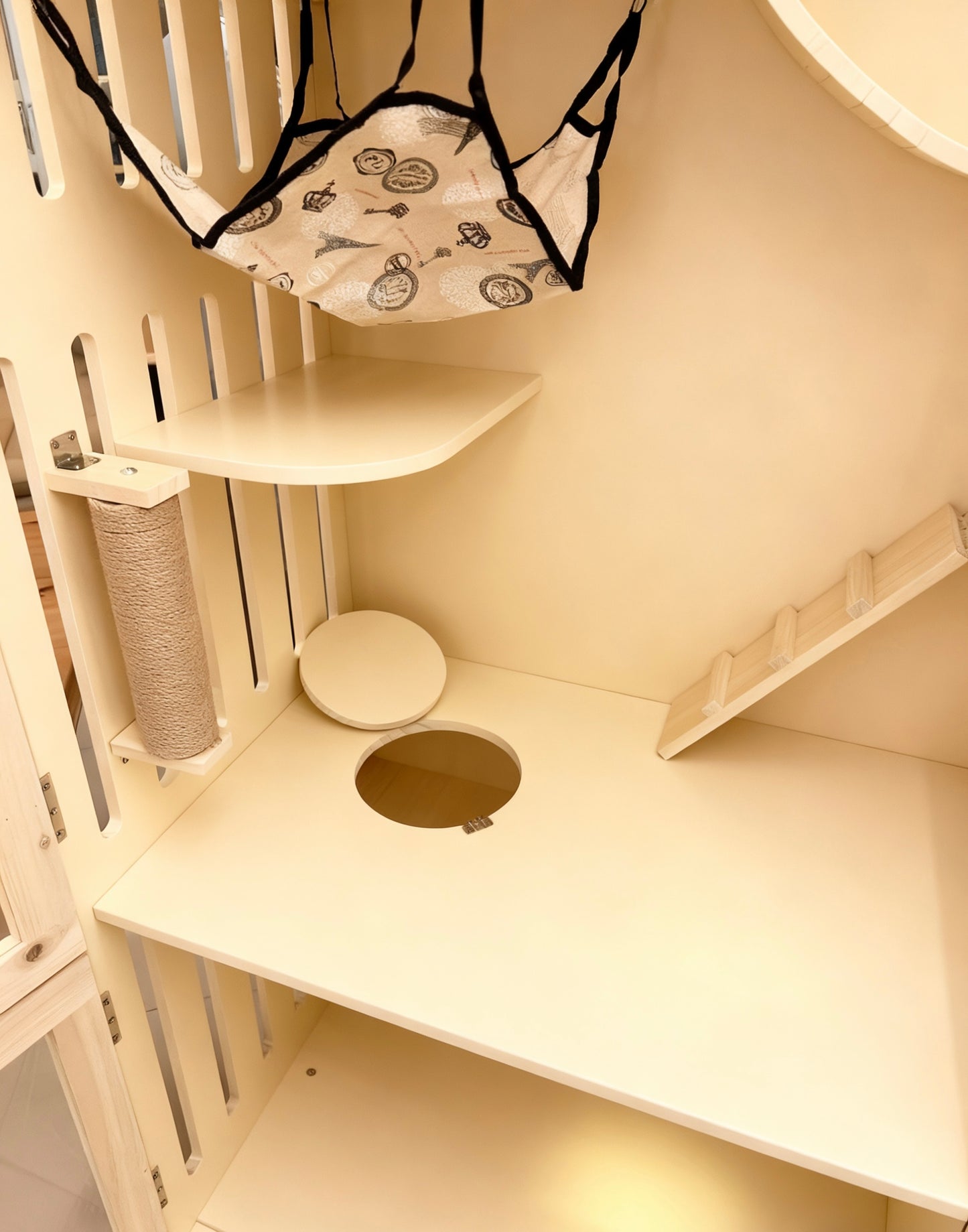 頂級貓別墅｜1.8米高ENF板材貓咪豪宅，120cm寬×60cm深多層互動空間，給貓主子的尊寵私域貓屋貓櫃