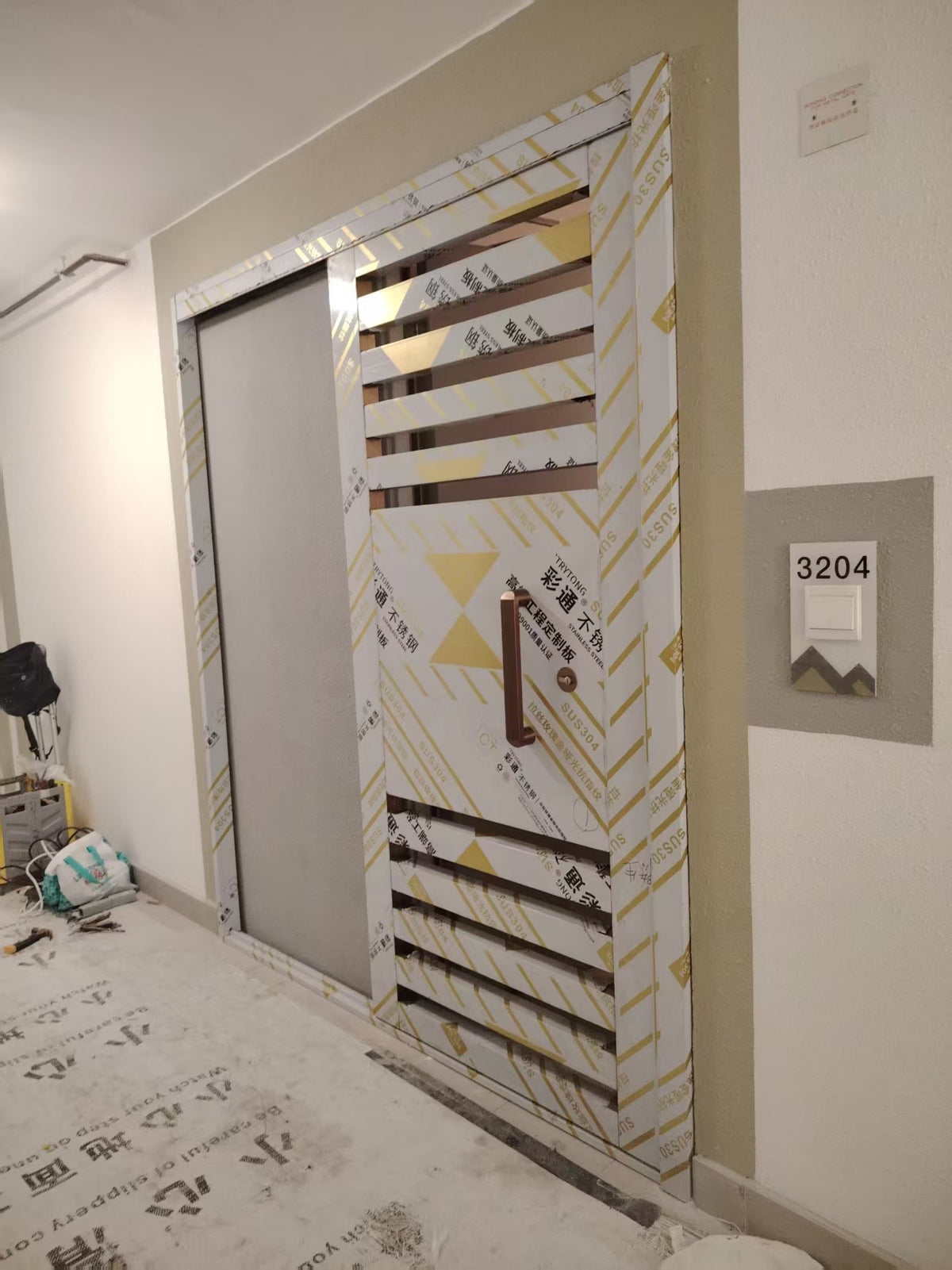 朗天苑304不銹鋼鋼閘安裝實例｜香港訂造
