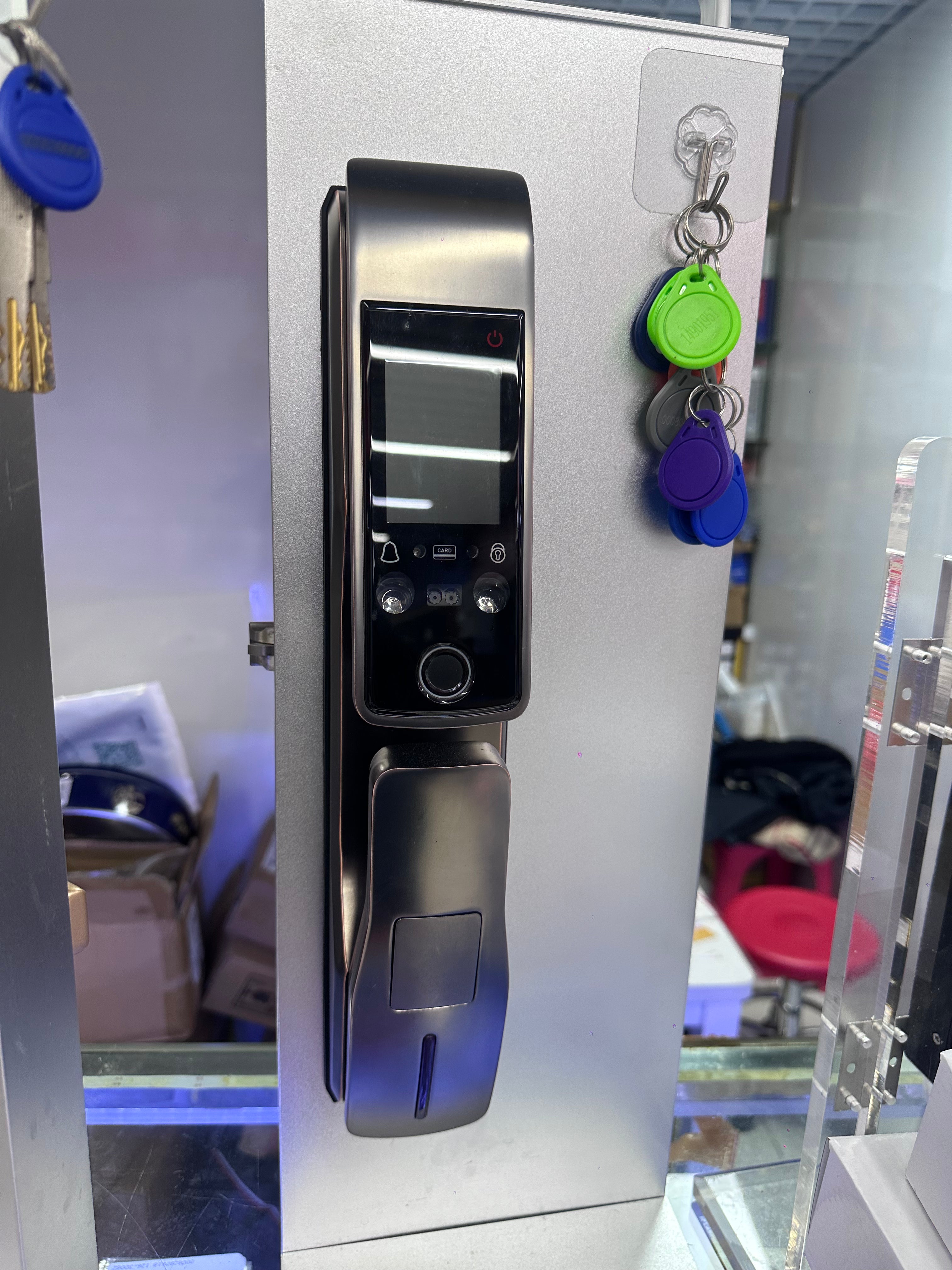 智能電子鎖 人面識別 密碼 指紋 卡片 鎖匙