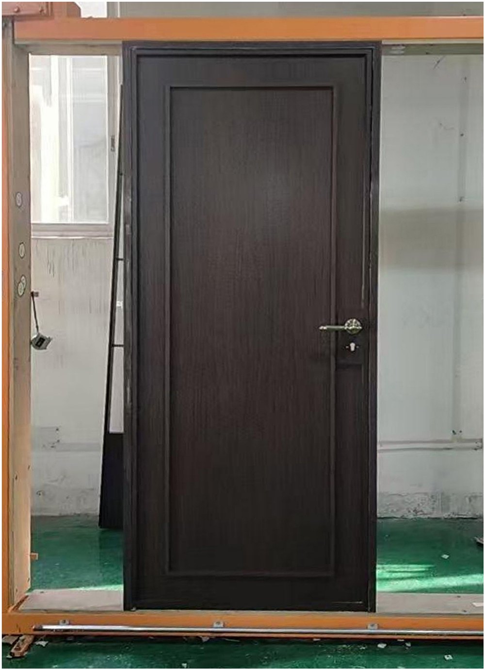 復古偏軸門｜中軸旋轉 Pivot Door 鋼框格條訂造